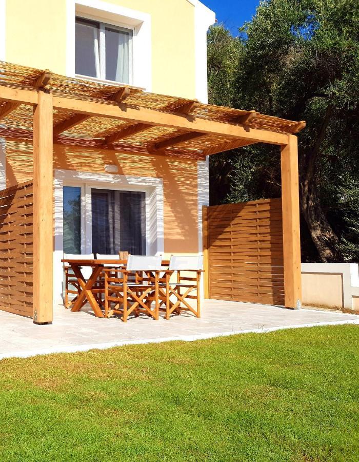 Reiki Apartments Ereikoussa Exterior foto